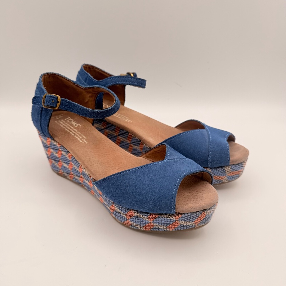 TOMS Blue Denim Ankle Strap Espadrille Wedge Sandals Women’s Size 8